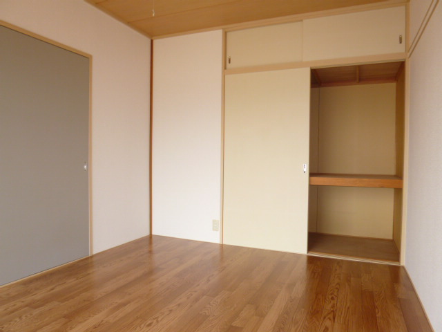 倉敷市福田町古新田のアパートの寝室|６帖