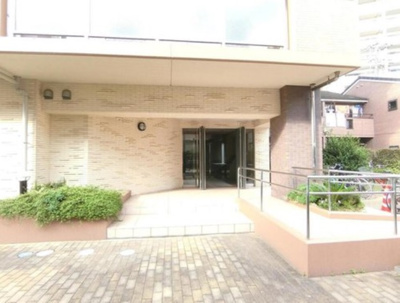 【エントランス】 | ラ・シェーナ三郷アビエルド