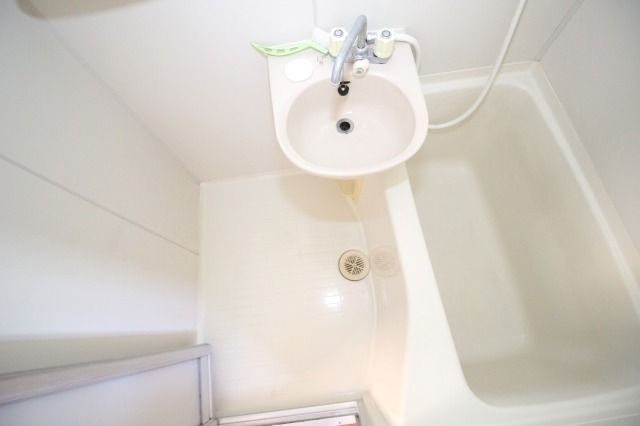 サンシティⅡの浴室|コンパクトで使いやすいお風呂です