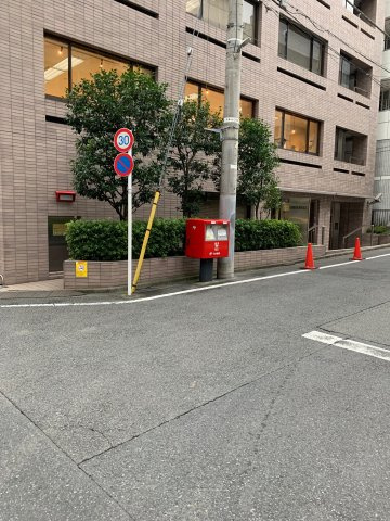 青山アイビスビルの周辺