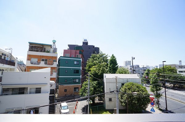 プライムメゾン森下の展望|バルコニーから正面眺望；