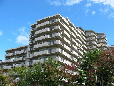 フラワータウン・アミル21　アマリリス館の外観