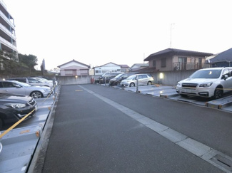 【駐車場】 | 機械式駐車場です。