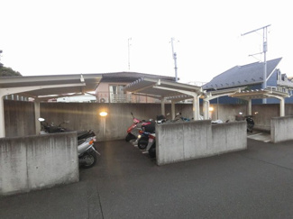 【その他共用部分】 | バイク置場です。