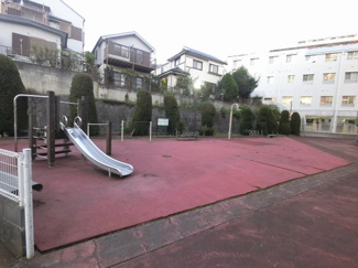 【その他共用部分】 | 敷地内の公園です。