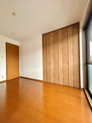 【洋室】 | グランシャリオⅡ