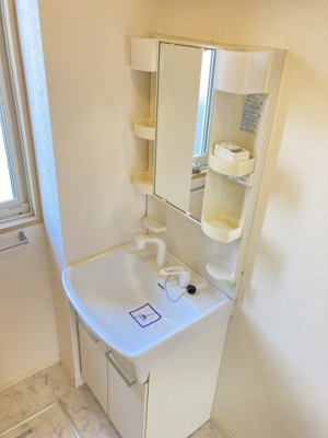 【独立洗面台】 | プランドール市坪