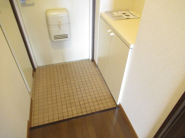 EASTPARK桜田の玄関