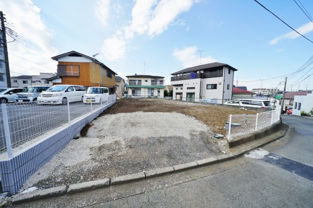 全棟LDK17帖超の大型4LDK！車庫2台以上♪保土ヶ谷区岩井町　全３棟新築戸建ての外観