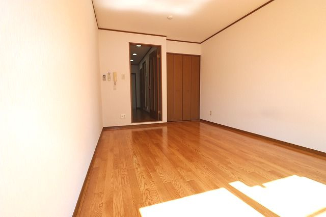 ピジョンの洋室|スタンダードな洋室です
