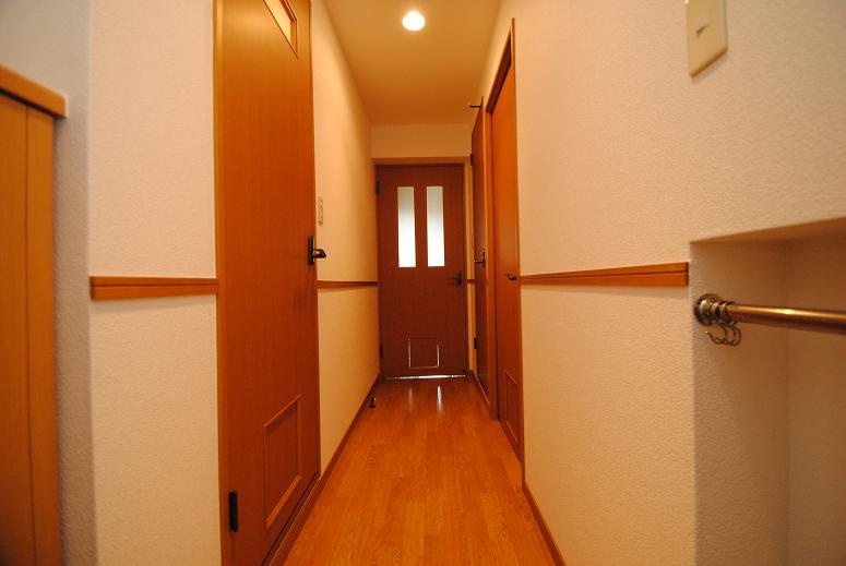 Dearcort kawanamiの玄関|内装イメージ：同マンション別室