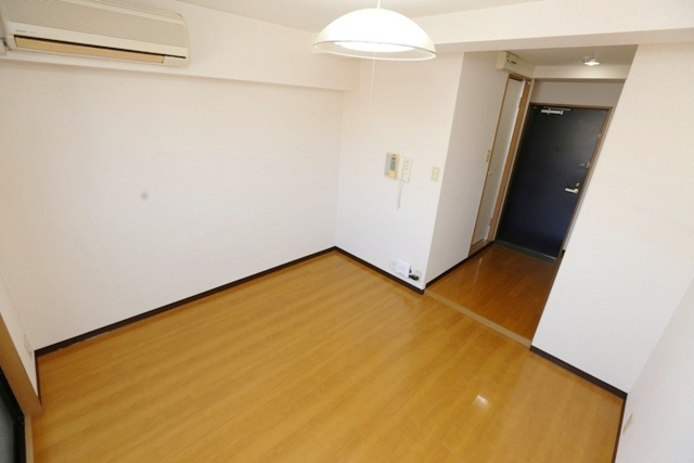 【居間・リビング】 | カミング