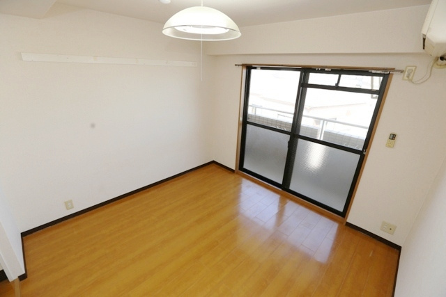 【居間・リビング】 | カミング