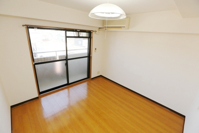 【居間・リビング】 | カミング