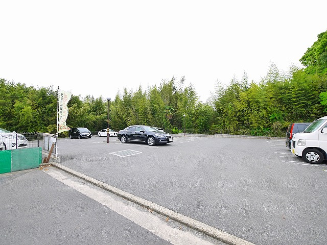 プランヴェールの駐車場|駐車場に車を止められます