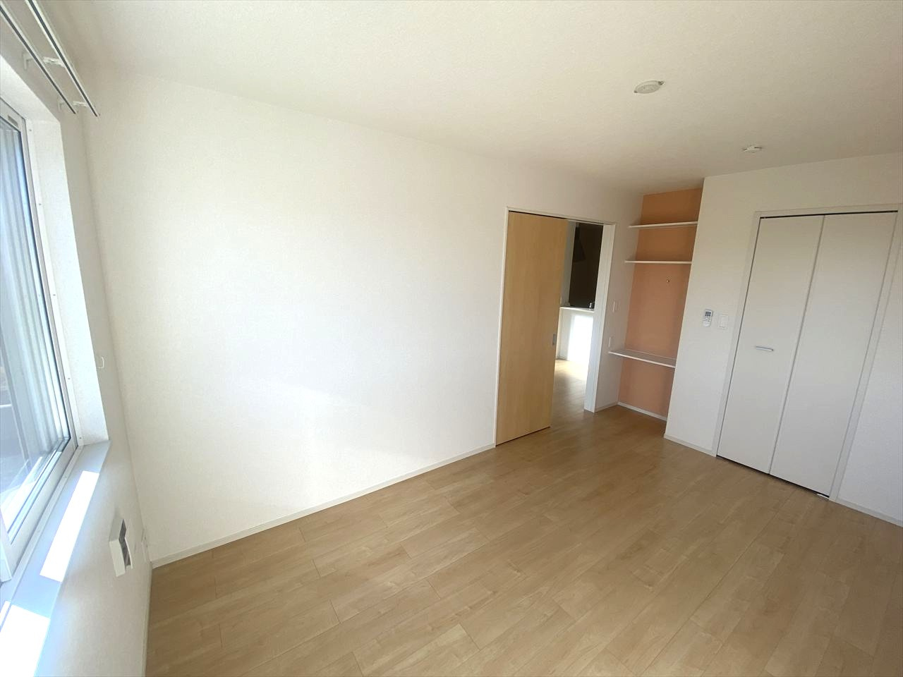 マルーン・ベルズの居間・リビング