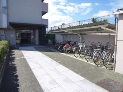 【外観】 | オックスフォードサーカス椿 | エントランス部分