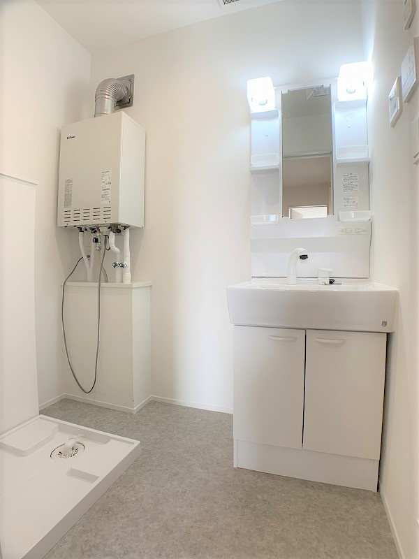 シャンテクレールの独立洗面台