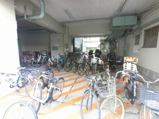 【その他共用部分】 | バイク置場です。