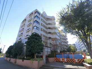 【外観】 | 7階最上階の南東角部屋！上階からの生活音が無く戸建感覚を味わえます。
ワークスペースとして使える物入＆サンコーナー付。
