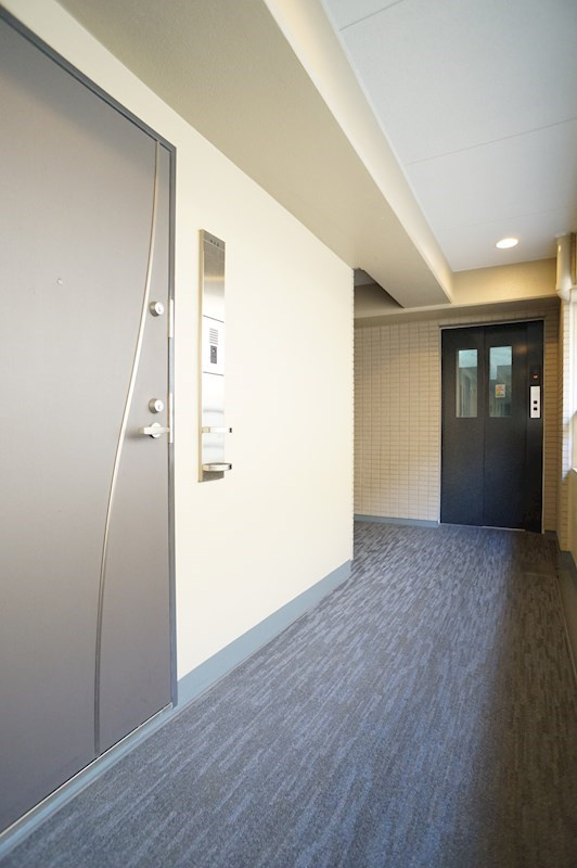 エスティメゾン亀戸の外観|共用廊下