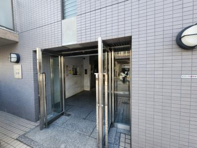 リバティ西陣のエントランス