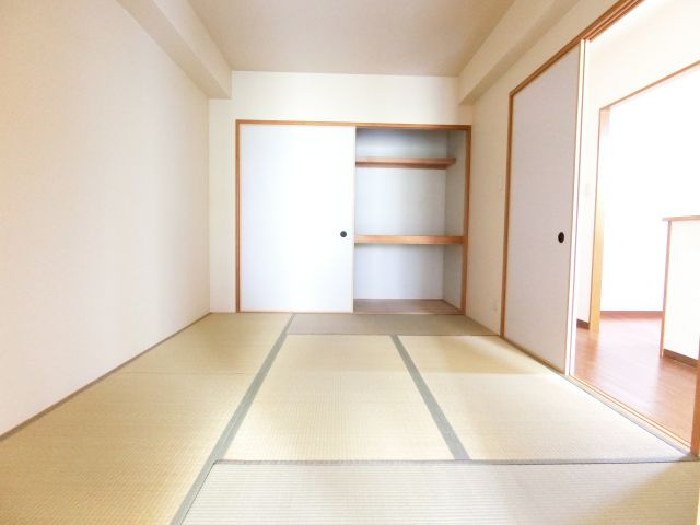 グリーンヒルあかしあの和室