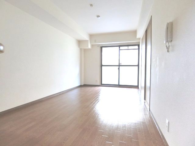 グリーンヒルあかしあの居間・リビング