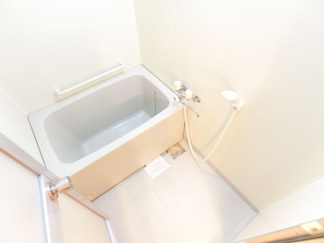 グリーンヒルあかしあの浴室