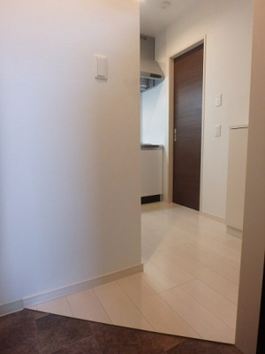 【玄関】 | サンガ・クレール福島