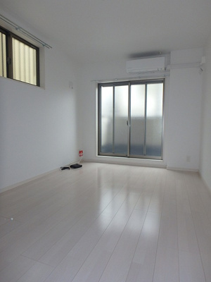 【洋室】 | サンガ・クレール福島