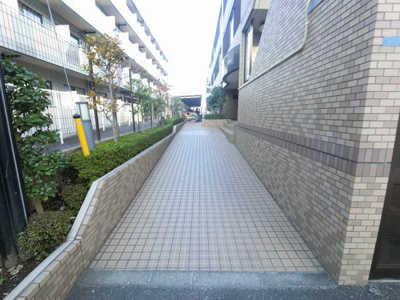 【エントランス】 | センチュリー綱島