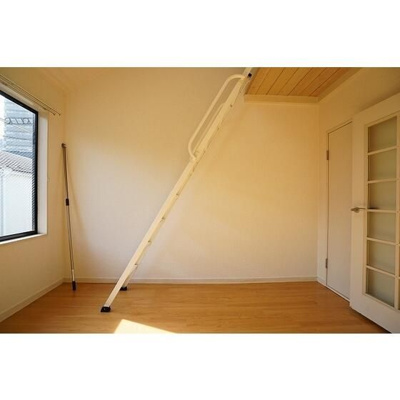 【寝室】 | CRADLE