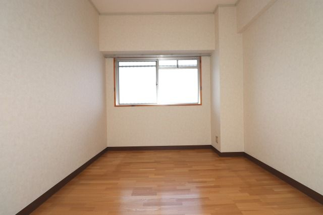 塩田町マンションの内装|明るい室内です