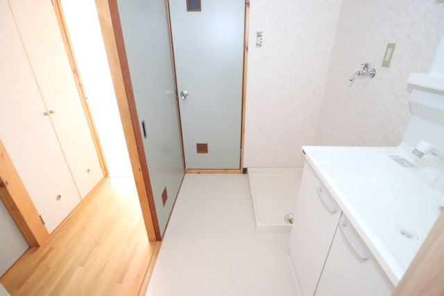 塩田町マンションの洗面所|洗面所です