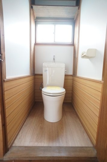 大和田4丁目戸建のトイレ