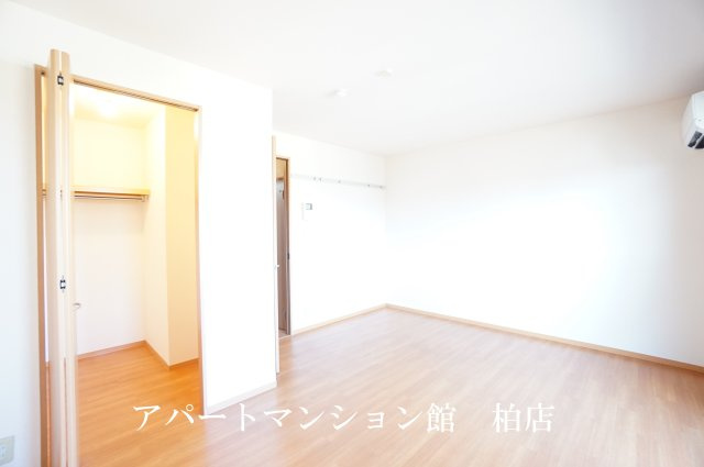 セレニティーホームズＡの収納