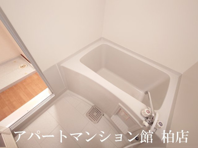 【浴室】 | セレニティーホームズＡ