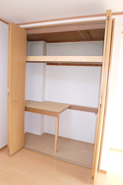 寿マンション【キャッシュバック対象物件】の収納|大きなものも収納できそうです