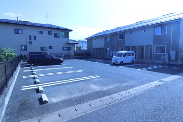 メゾン ソレイユ南館西の外観|建物外観