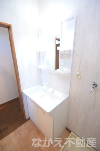 【洗面所】 | 忙しい朝には欠かせない洗面所です