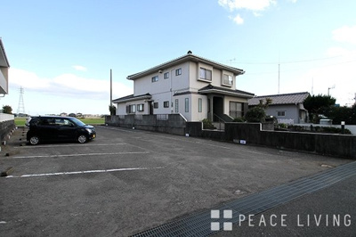 【駐車場】 | ラフィーネ