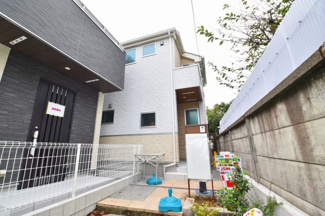 【外観】 | 閑静な住宅街で落ち着いた雰囲気です。