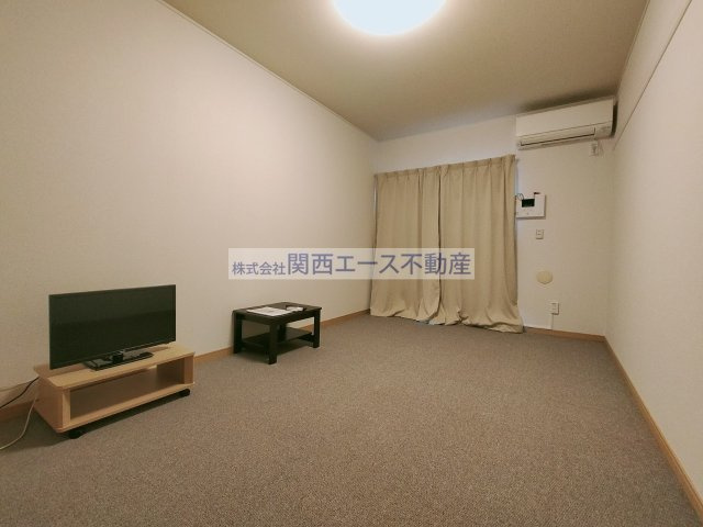 【居間・リビング】 | レオパレスWindⅡ