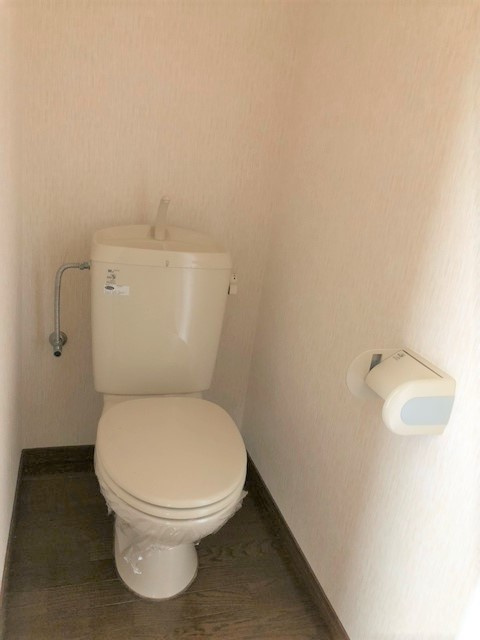 ベルメゾン一須賀Ⅲ号館のトイレ|Ｏ型便座です。