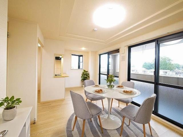 Merveille　二階堂の居間・リビング|CGで家具等を配置したもので家具等は含まれません。