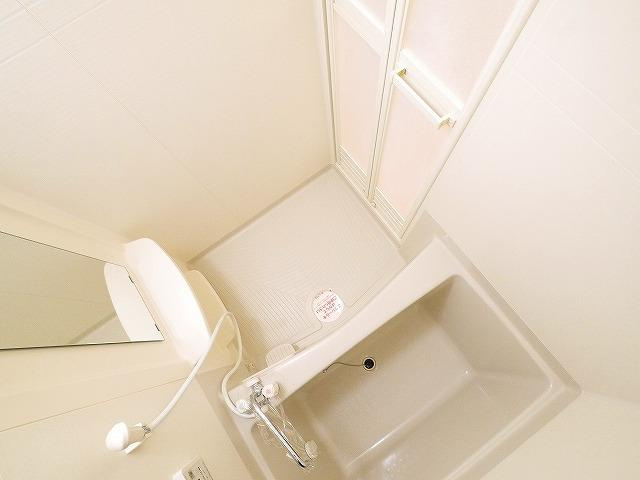 Merveille　二階堂の浴室|オールホワイトで清潔感があります