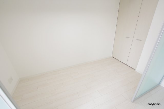 ヴィラセレーノ玉造本町　仲介手数料無料の洋室