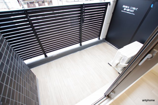 ララプレイス玉造パルク 仲介手数料無料のバルコニー