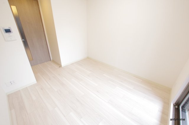 ララプレイス玉造パルク 仲介手数料無料の洋室